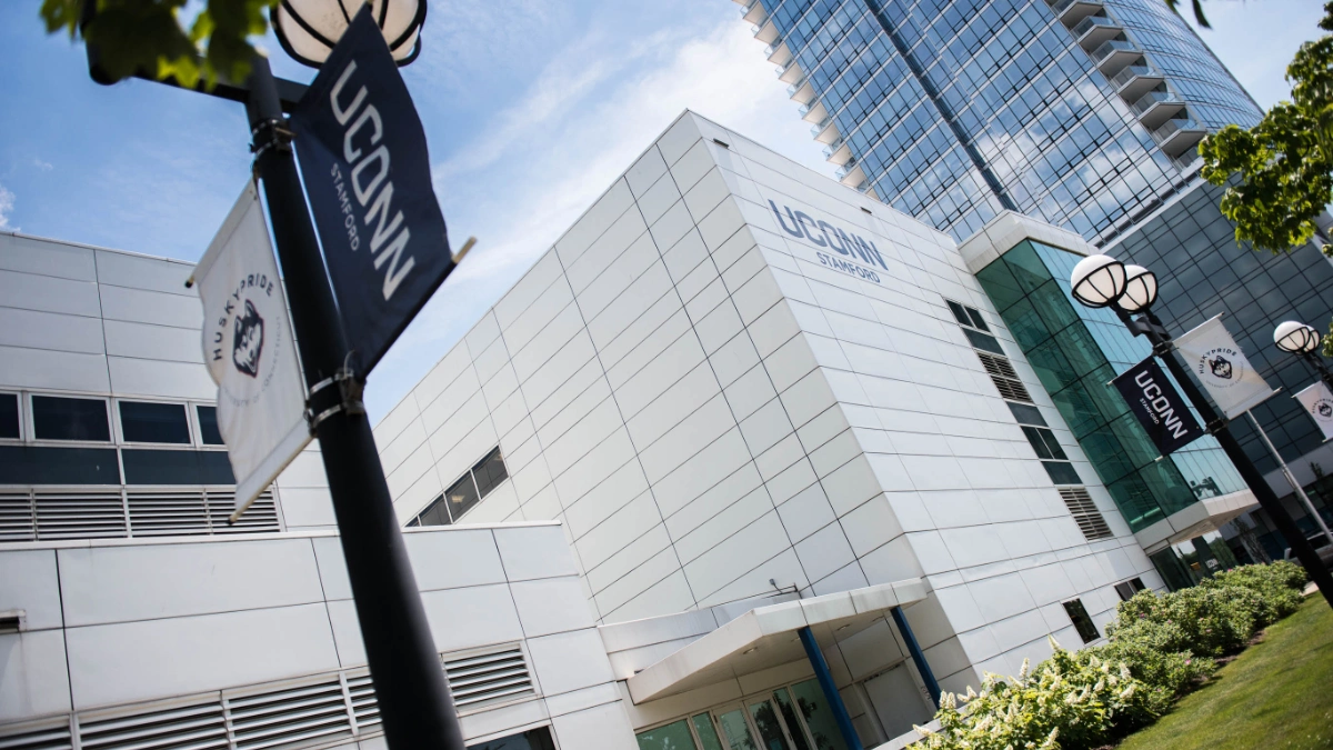 UConn Stamford CT, Graduate Programs in Business Analytics and Project Management