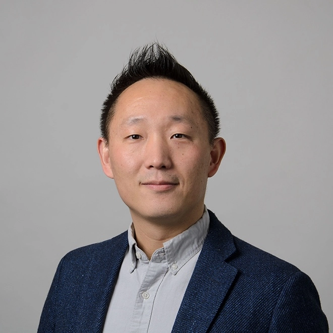 Wei_Chen_headshot